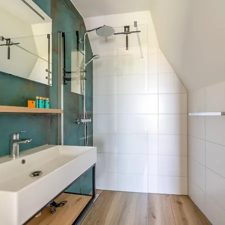 Villa Natuurvilla 14 Westerkolk De Waal